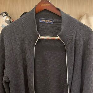 Men’s Louis Vuitton XL sweater with zipper